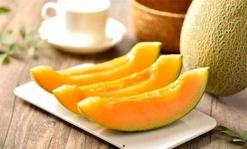 早上吃蜜瓜视频,甜蜜开启美好一天